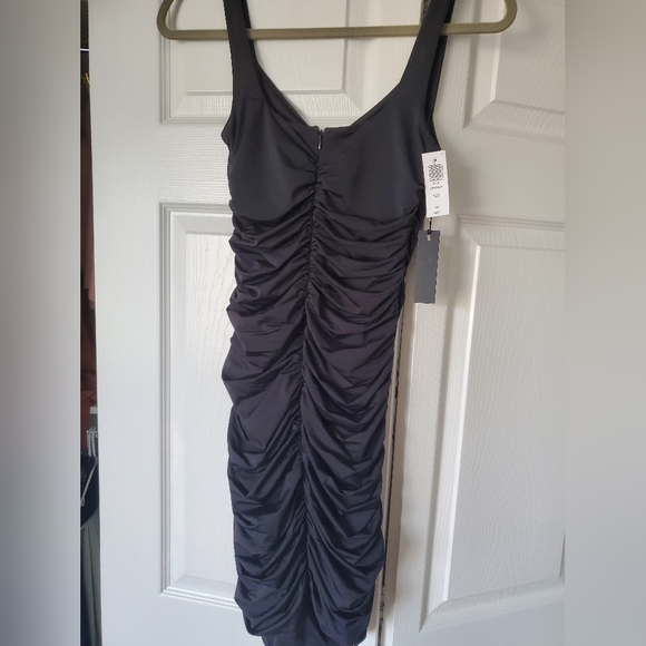 NWT Aritzia Ten by Babaton Sparkle Black Dress - Picture 7 of 7